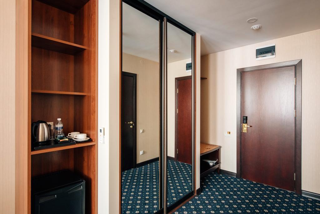 Sun Hotel Irkutsk Ngoại thất bức ảnh